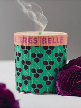 NEW Anthropologie Emi Fruity Black Cherry & Tonka Glass Candle